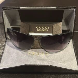 GUCCI GLASSES
